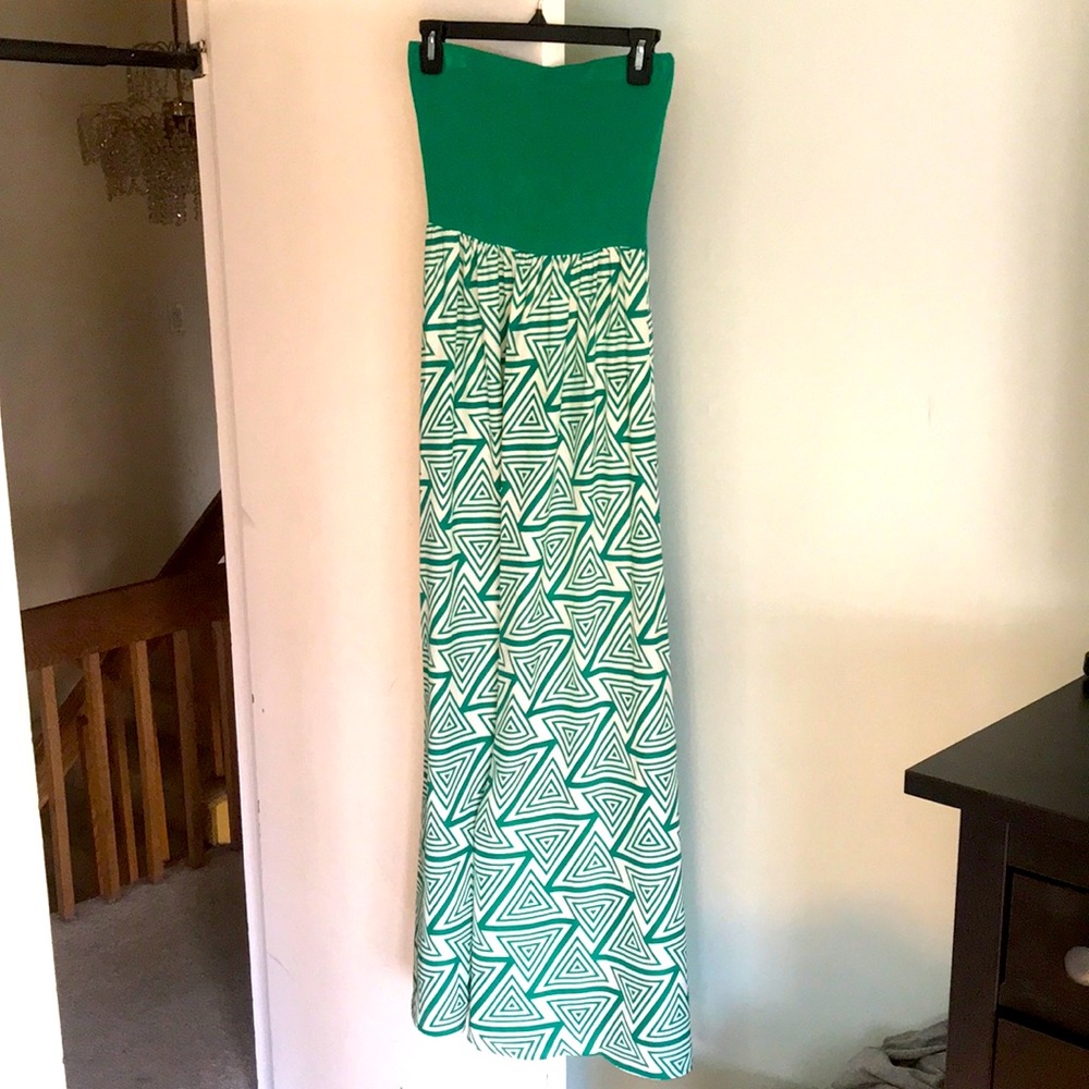 Green geometric print maxi dress size small